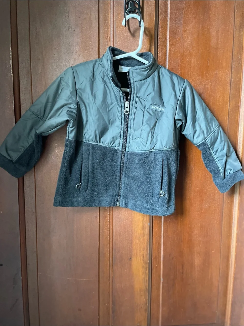Columbia kids 2T black jacket